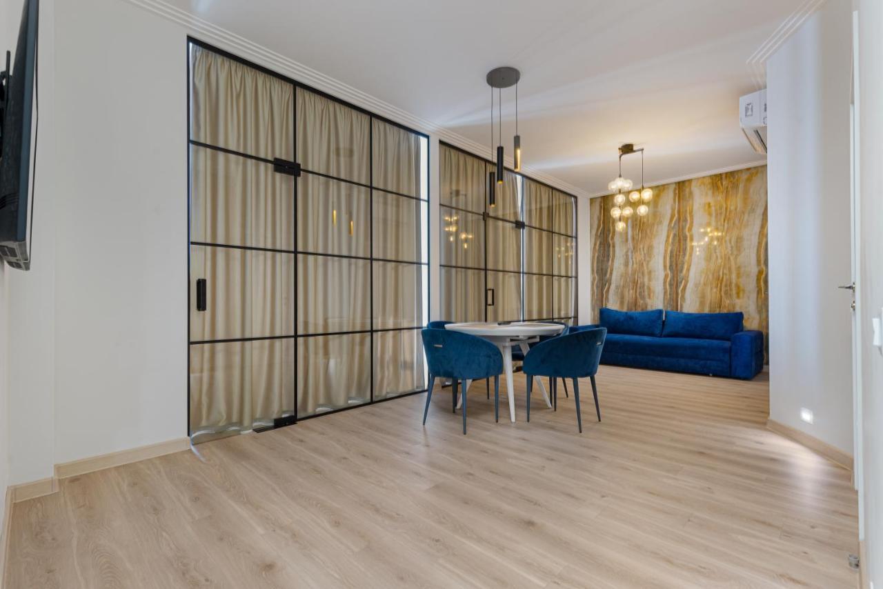 Sea Symphony Luxury 3-Bedrooms Apartment Одесса Экстерьер фото