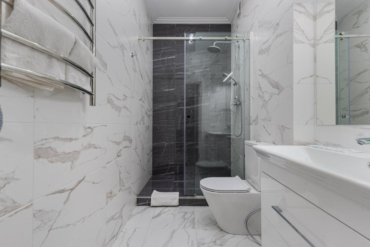 Sea Symphony Luxury 3-Bedrooms Apartment Одесса Экстерьер фото